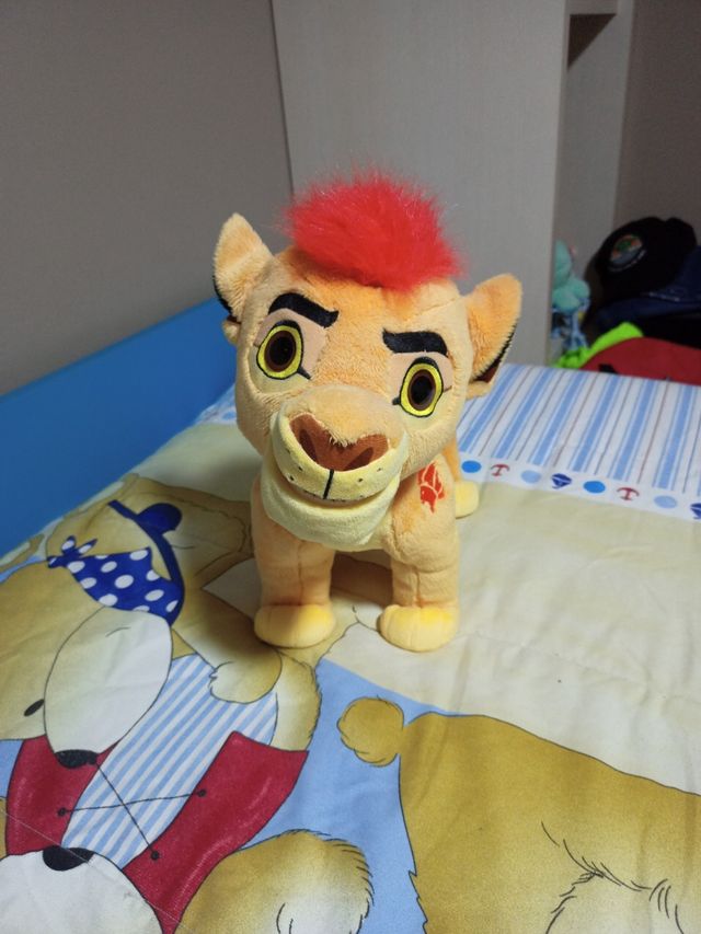 Peluche rey león