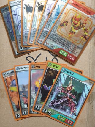 Stock carte invizimals