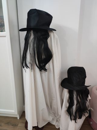 Sombrero con peluca