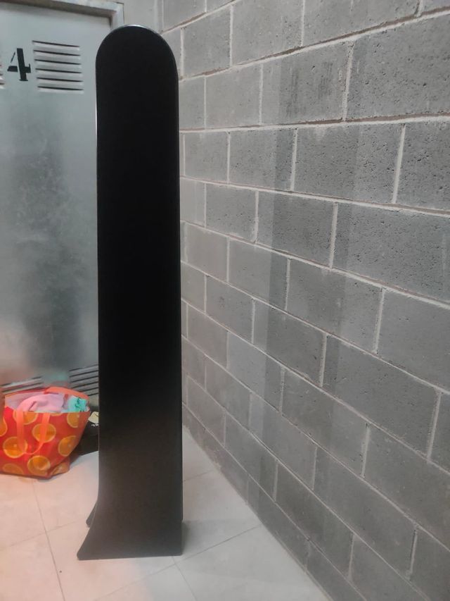 armario torre porta cd