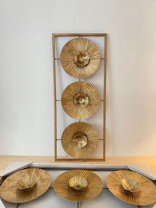 Mural Decorativo Pared Metal Dorado