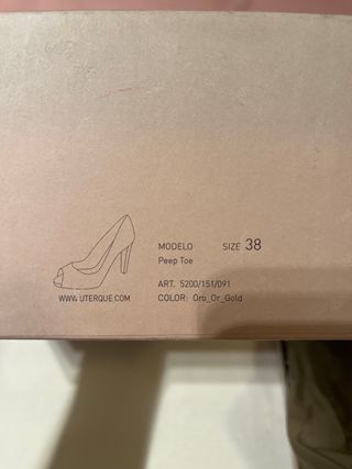 zapatos tacon oro