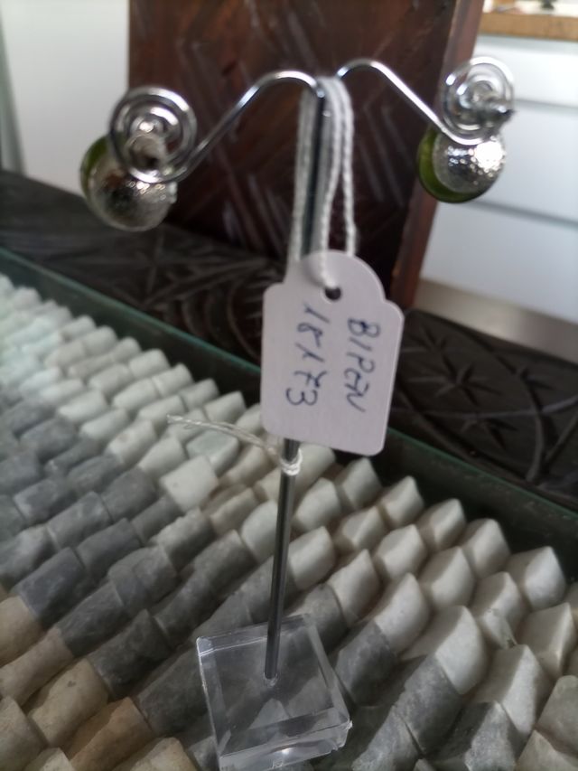 Pendientes bola verde