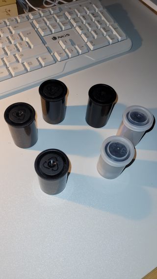 Nikon F65 + Nikkor 28-100 mm y más