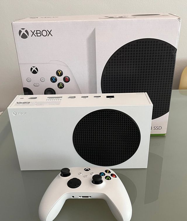Xbox Series S come nuova usate per 190 EUR su Barcelona su WALLAPOP