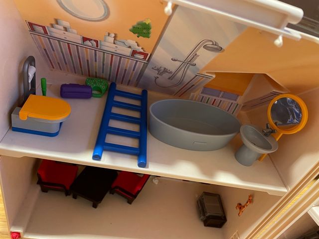 PLAYMOBIL casa maletín y autobús de playmóbil