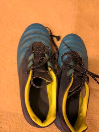 Botas fútbol tacos talla 37