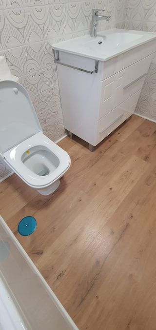 Colocación de tarima instalación.