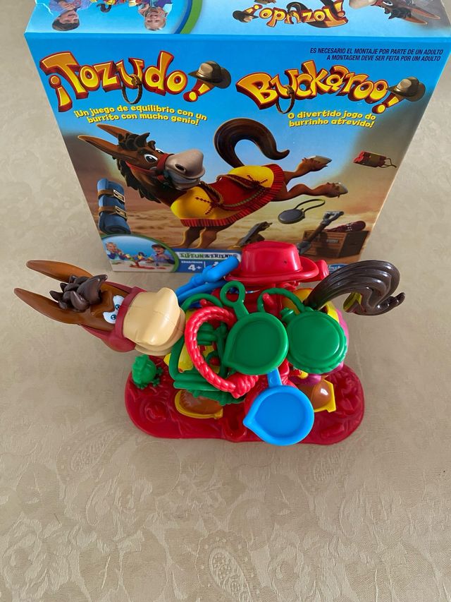 Tozudo juego infantil