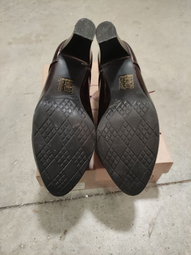 Zapatos charol 40