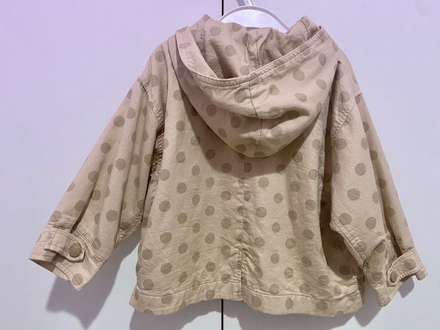 Chaqueta niña de Zara talla 98cm