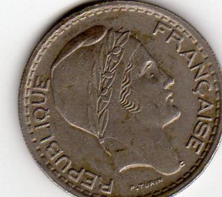 3 MONEDAS Y 1 FICHA ANTIGUAS