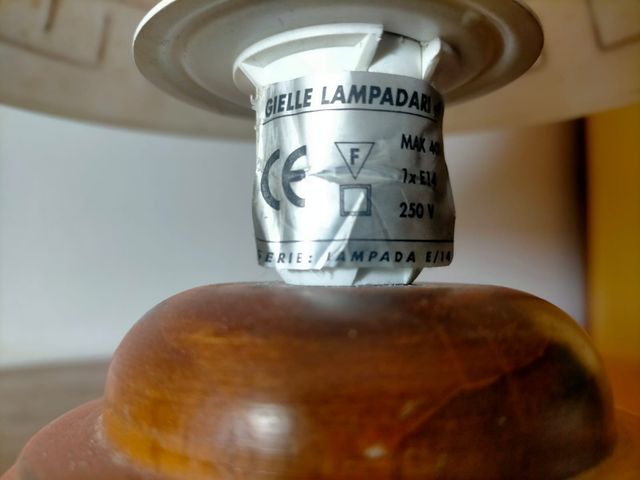 Lampada da tavolo 