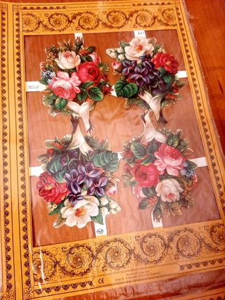 Cromos troquelados antiguos de coleccion