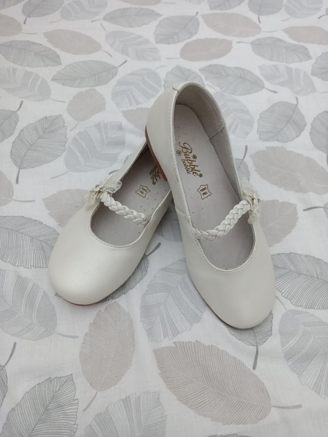 Zapatos niña beige