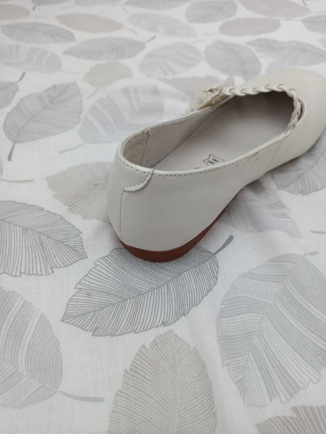 Zapatos niña beige