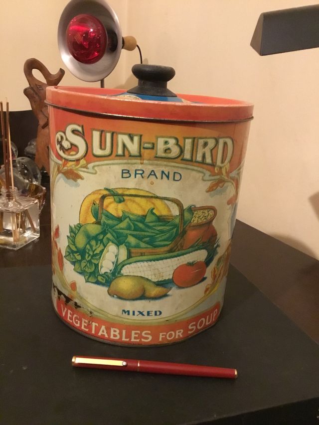 lata caja antigua grande