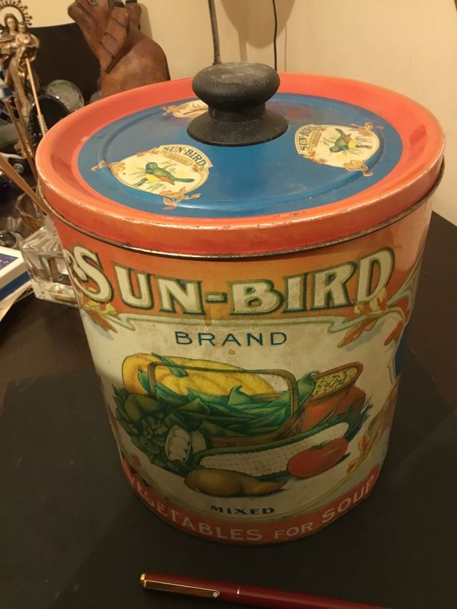 lata caja antigua grande