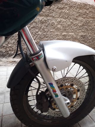 Suzuki Freewind XF650W 1999