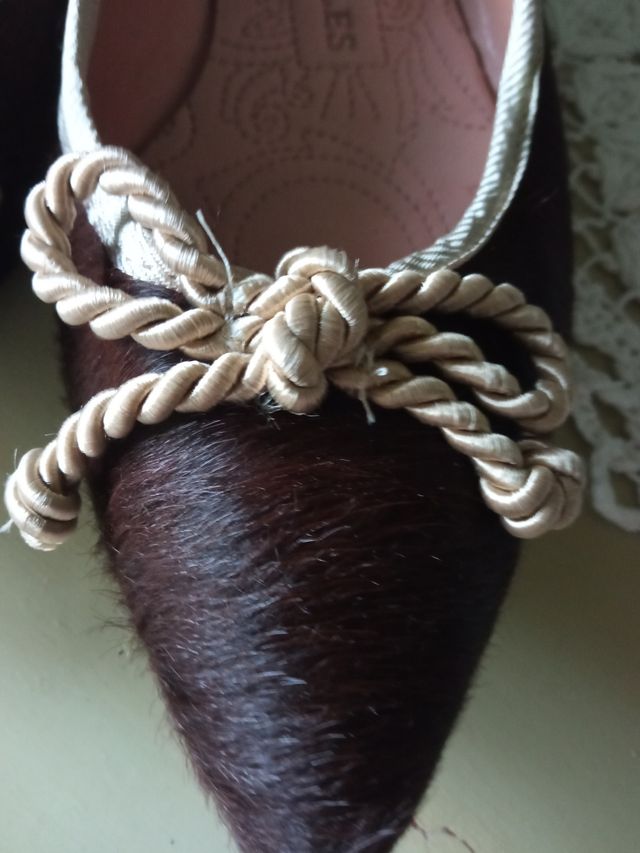 Scarpe in pelle con pelliccia marrone