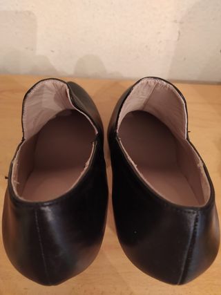 BIMBA Y LOLA - zapatos cerrados tacon 40
