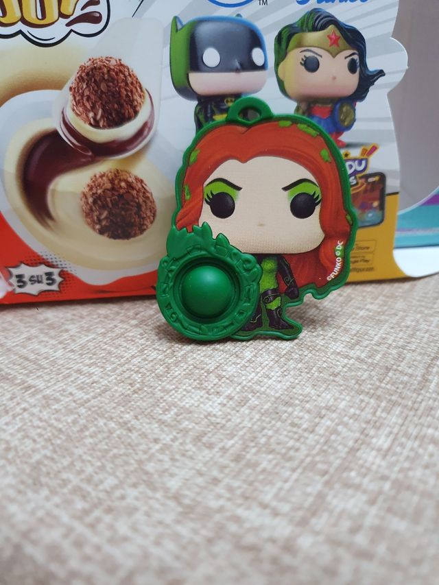 Poison ivy kinderjoy