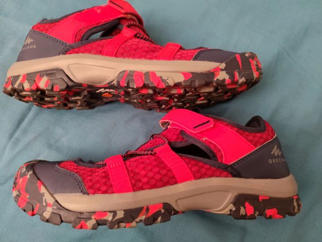 Sandalias treking, montaña. talla 37