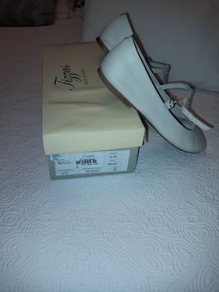 Zapatos de comunión.