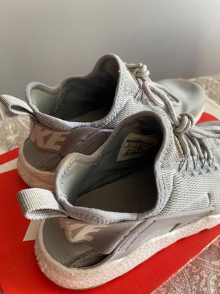 Nike Huarache grises