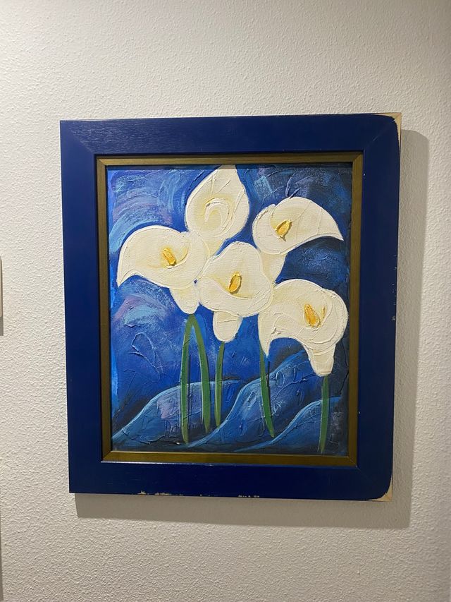 2 cuadros de flores blancas