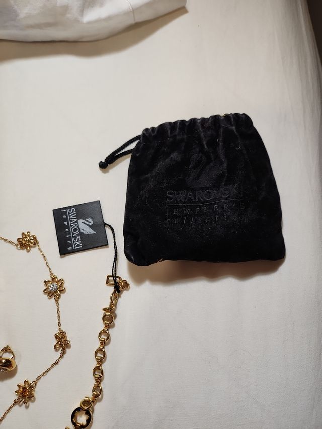 Collares, Pendientes y Pulsera Swarovski
