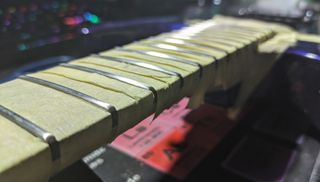 Ajuste guitarra Jackson Dinky Madrid Norte