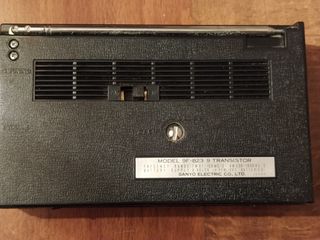 Transistor antiguo Sanyo 9F-823