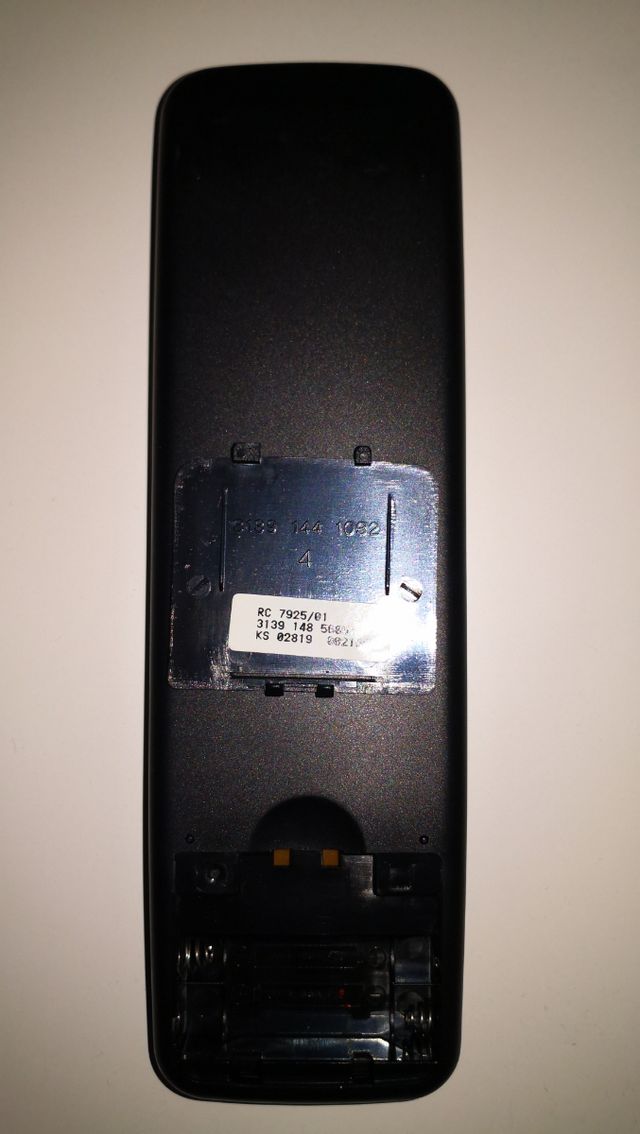 Mando cd Phillips Rc7925