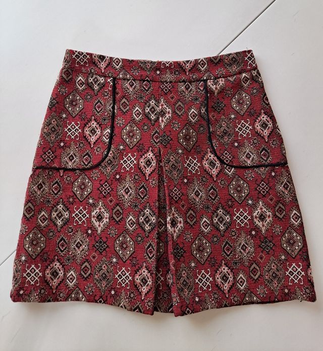 Minifalda teja y marrón de El Corte