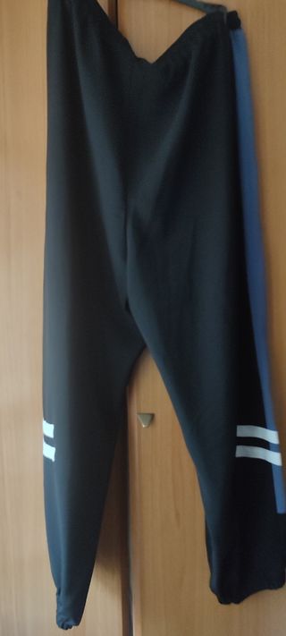 Pantalón estilo jogger 