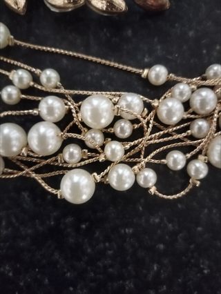 Bisuteria Collar, pendientes y pulsera 