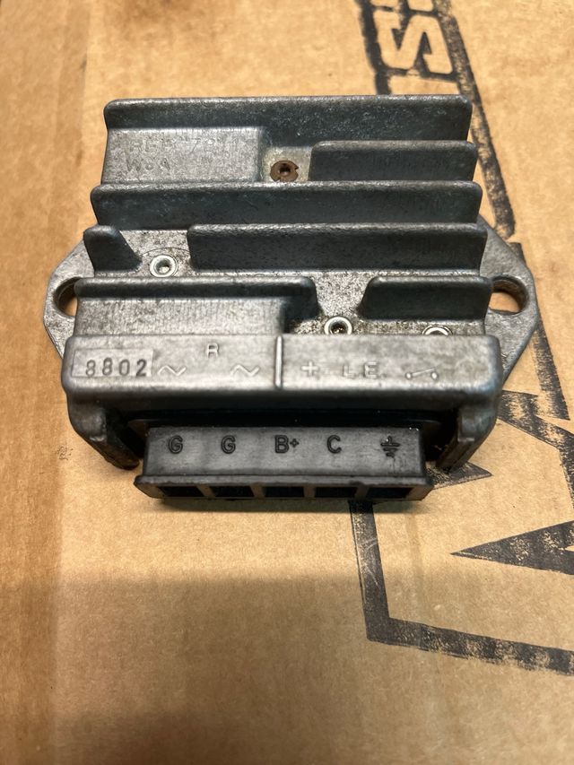 regulador vespa clasicas