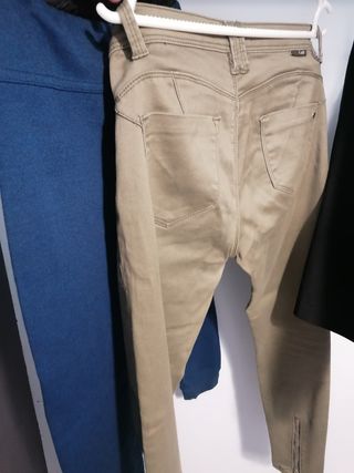 Lote 8 pantalones y faldas tallas 36/38