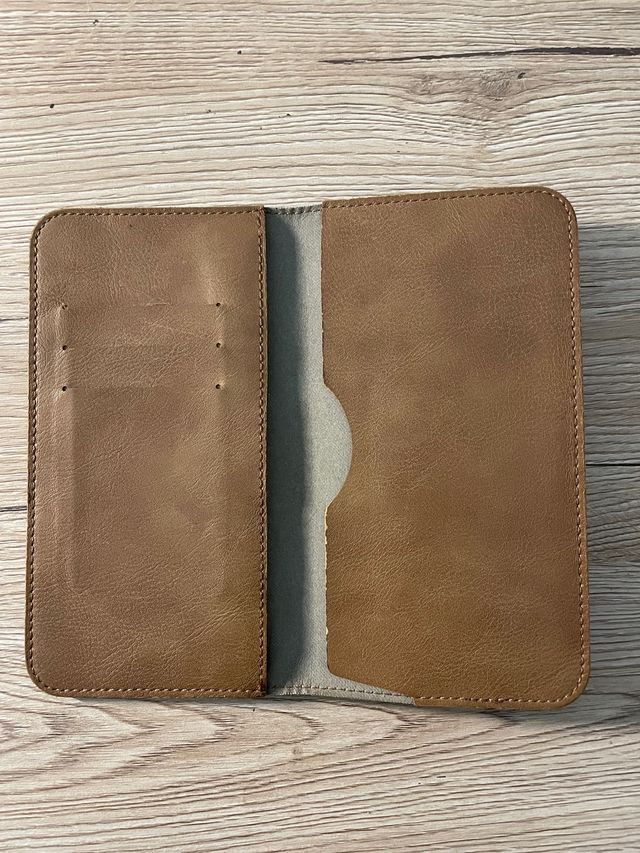 custodia/portafoglio universale per cellulare in ecopelle