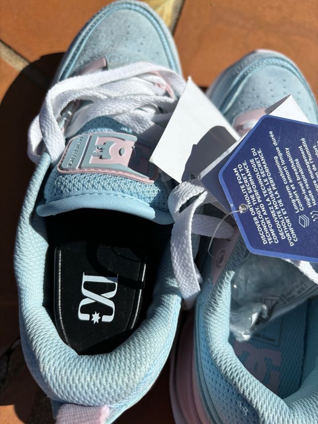 tenis Tribeka celeste y rosa t38 DC Shoes