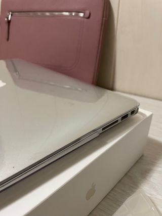 MacBook Air- 13", 1.3GHz, 4GB, 128GB (2013)