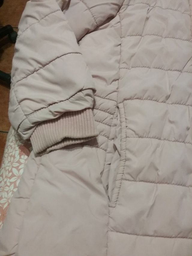 anorak,abrigo niña 6/7 años ,ZARA,largo,hay medida