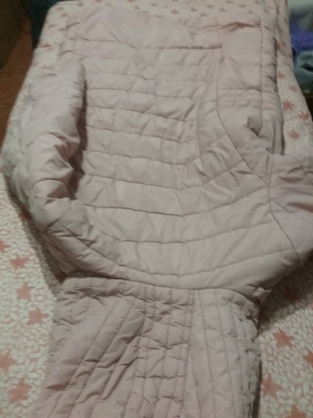 anorak,abrigo niña 6/7 años ,ZARA,largo,hay medida