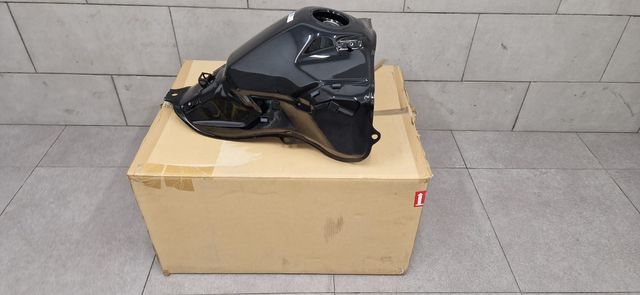 Depósito Honda NT1100 nuevo!