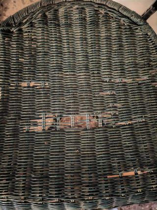 Sillas terraza o jardín forja y mimbre.