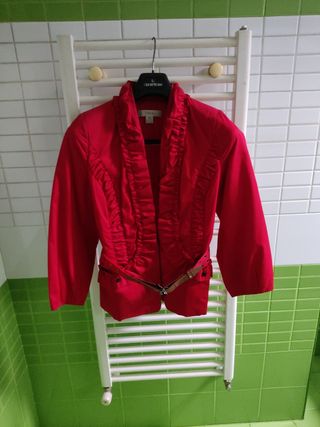 Chaqueta roja esfera