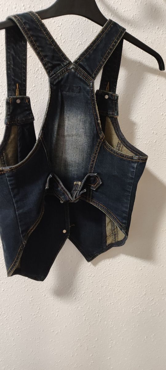 Chaleco vaquero ajustable