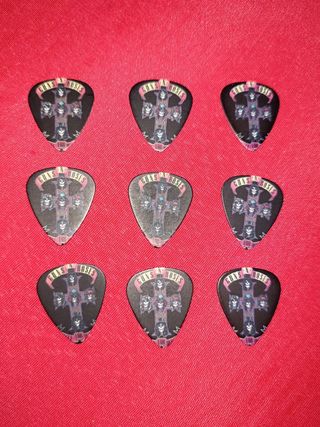 set 9 plettri guns n roses
