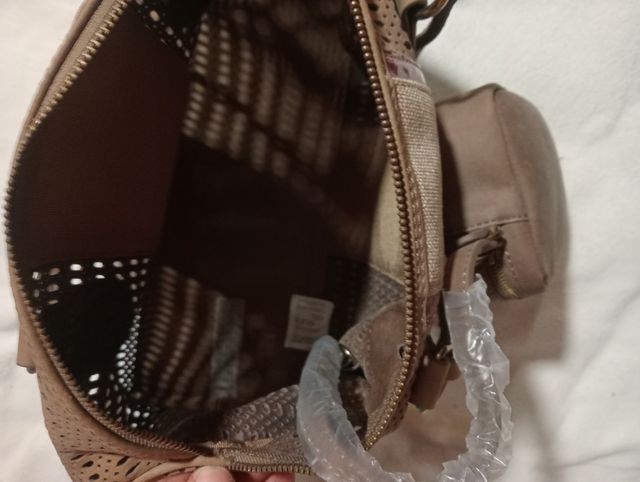 Ropa bolsos i carteras